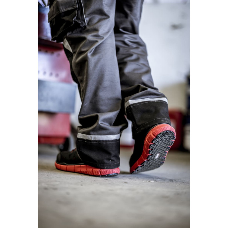 Nitras SONIC STEP, drošības apavi, S1P, izturīgs tekstils, melns/sarkans, izturīga EVA/nitrila zole, melna/sarkana (krāsas kods: 1060), EN ISO 20345, EN 61340-4-3, DGUV noteikums 112-191